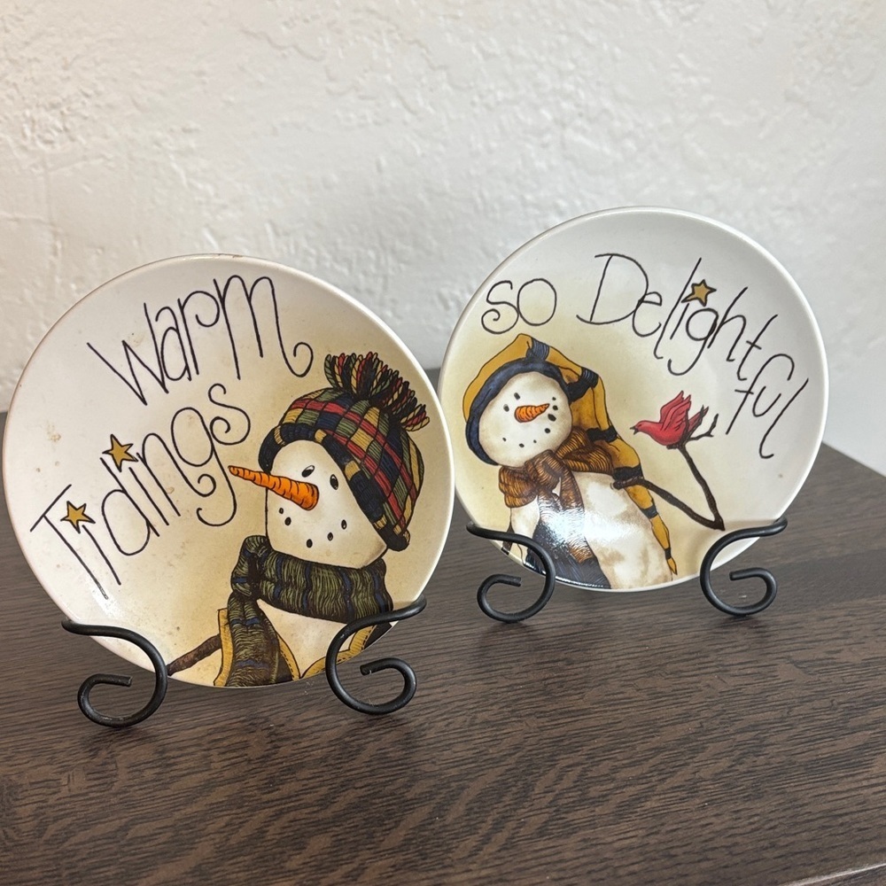 Holiday Home Decor Festive Snowman Decorative Mini Plates with Stands